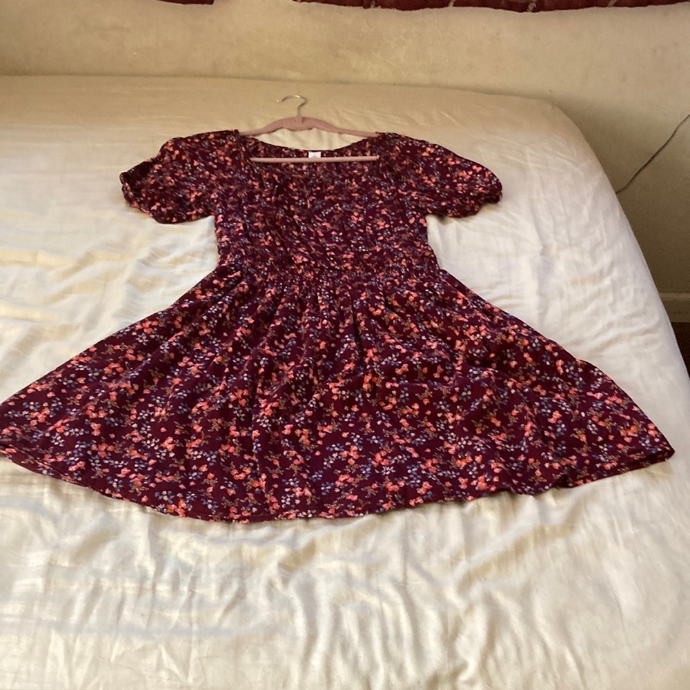 Old Navy size small maroon floral dress